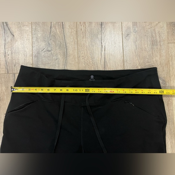 Relaxed fit pants - Picture 5 of 6